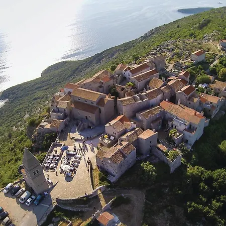 Amazing In Vidovici With House Sea View Casa de Férias *