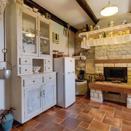 Holiday home In Vidovici With Wifi Vidovic